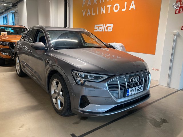 Audi E-tron