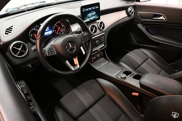 Mercedes-Benz CLA 14