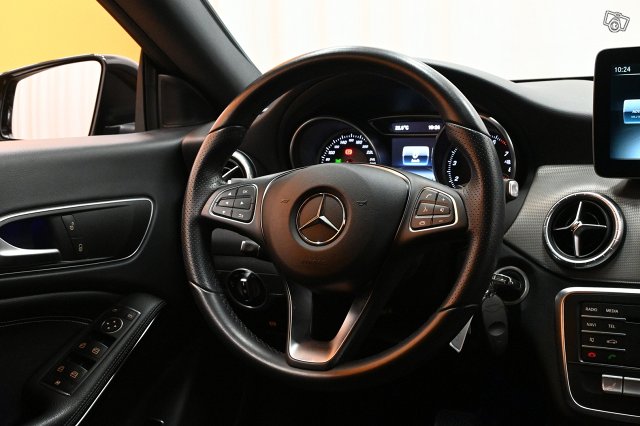 Mercedes-Benz CLA 16