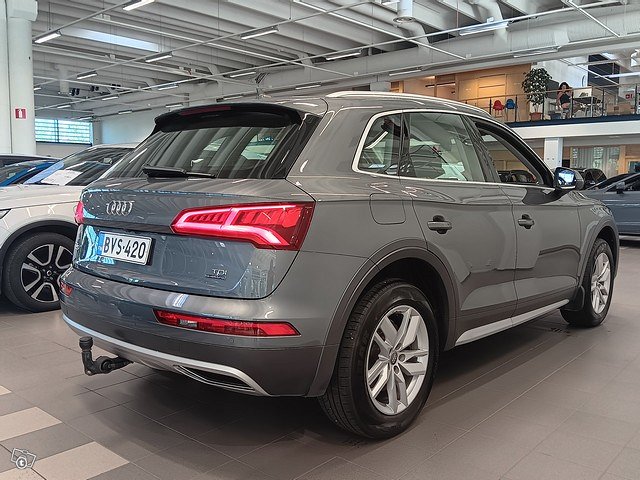 AUDI Q5 5