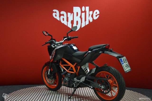 KTM 390 5