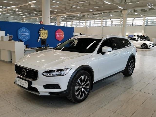 VOLVO V90 Cross Country