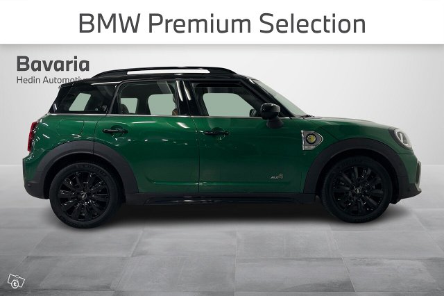 Mini Countryman 6