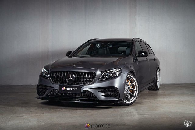 Mercedes-Benz E