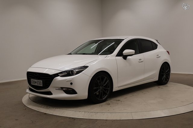 Mazda 3 1