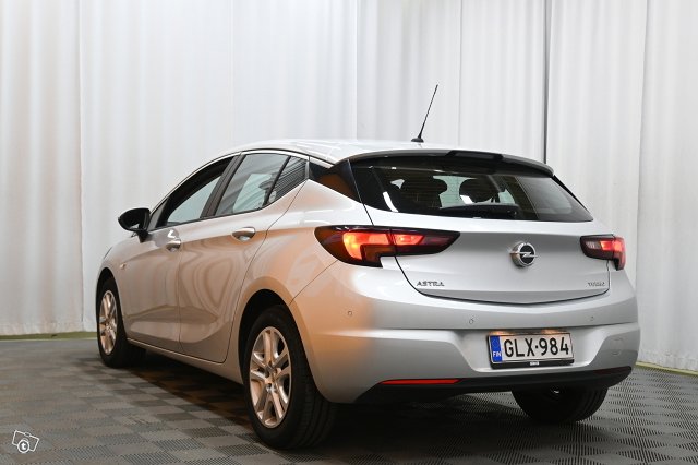 Opel Astra 5