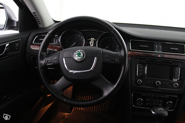 Skoda Superb 14