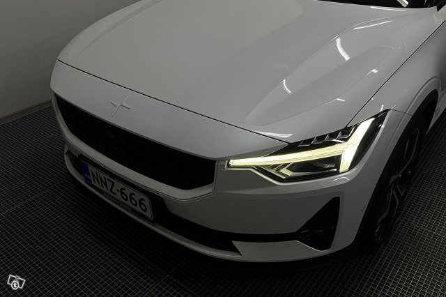 Polestar 2 5