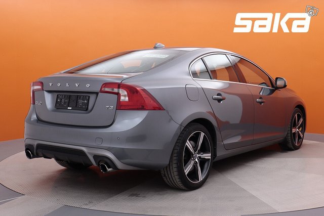 Volvo S60 3