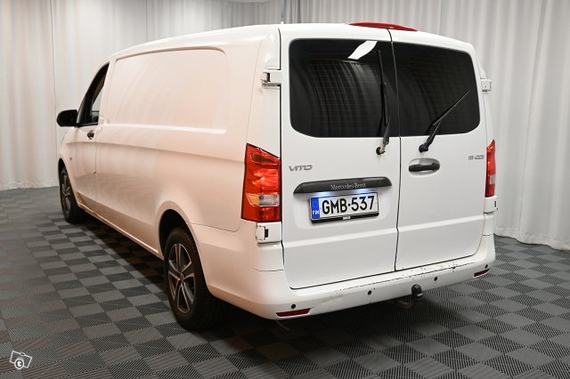 Mercedes-Benz Vito 5