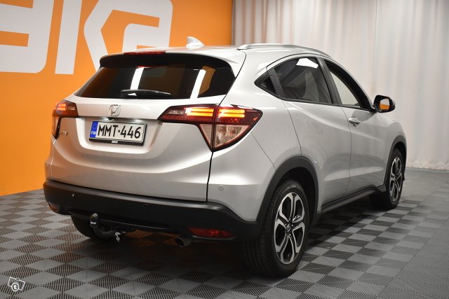 Honda HR-V 8