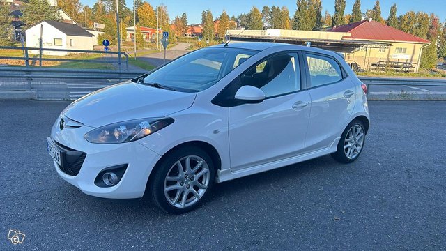 Mazda Mazda2