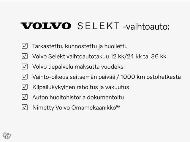 VOLVO XC40 2