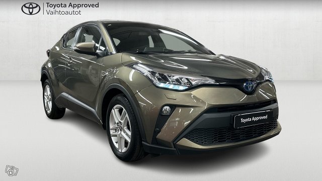 Toyota C-HR 6