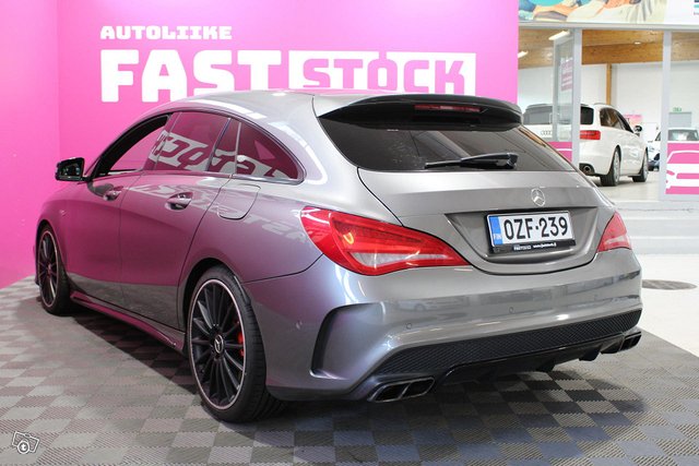 Mercedes-Benz CLA 45 AMG 5