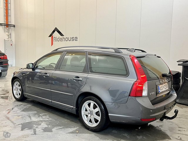 Volvo V50 2