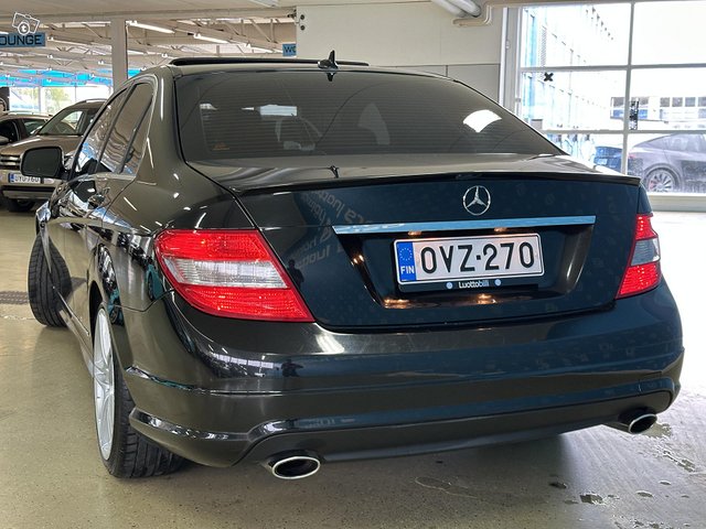 Mercedes-Benz C 6