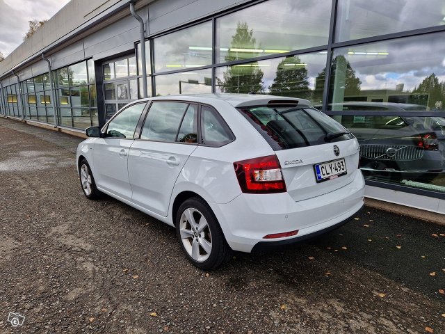 Skoda Rapid 4