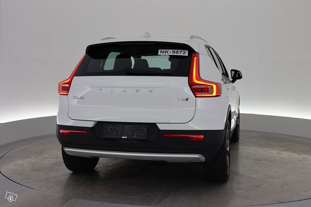 Volvo XC40 10