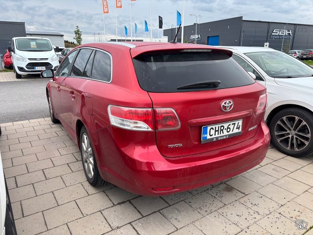 Toyota Avensis 3