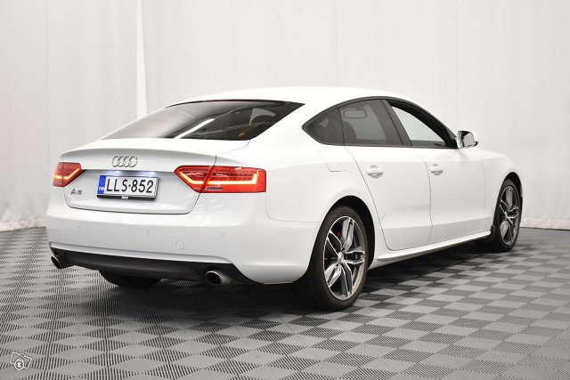 Audi A5 8