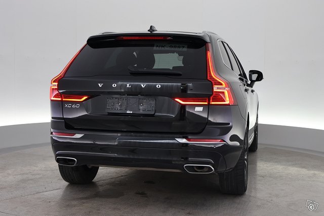 Volvo XC60 9