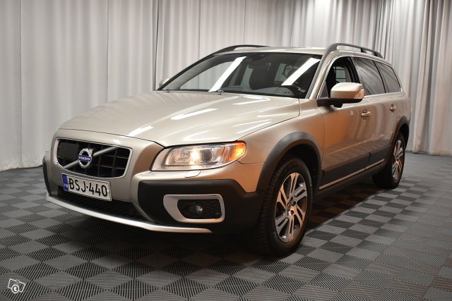 Volvo XC70 4