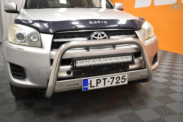 Toyota RAV4 10