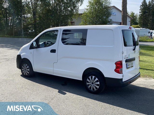 Nissan NV200 6