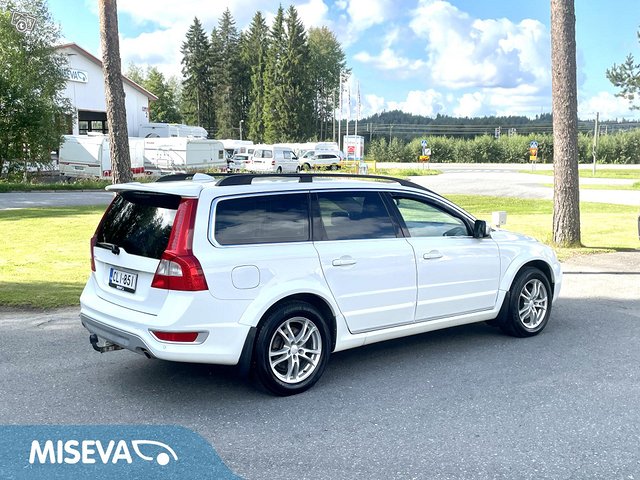 Volvo XC70 2