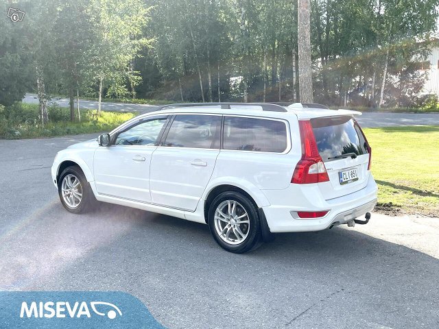 Volvo XC70 5