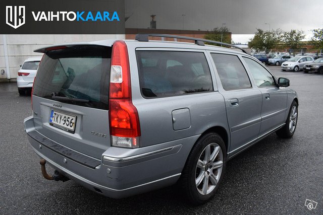 Volvo V70 4