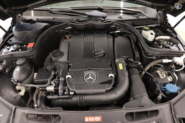 Mercedes-Benz C 15