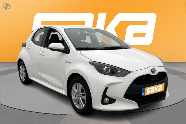 Toyota Yaris 1