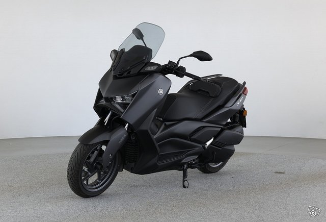 YAMAHA X-Max, kuva 1