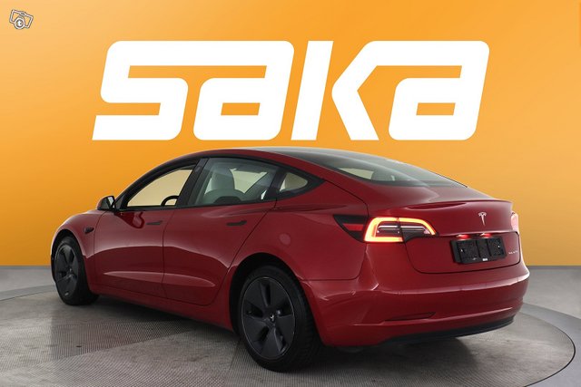 Tesla Model 3 5