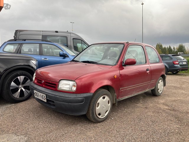 Nissan Micra 1