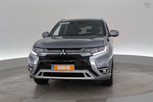 Mitsubishi Outlander PHEV 25