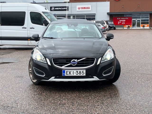 Volvo S60 2