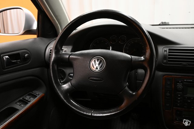 Volkswagen Passat Variant 12