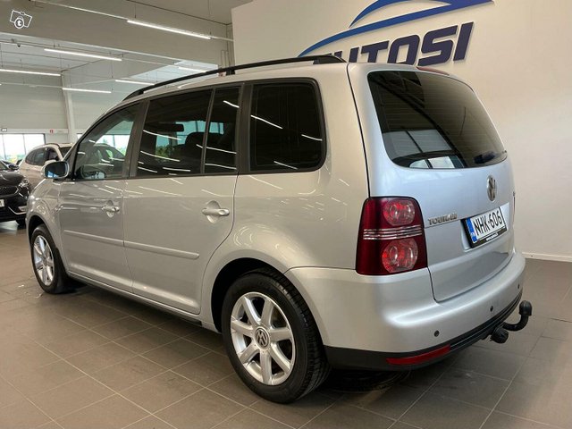 Volkswagen Touran 3