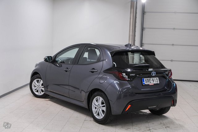 Toyota Yaris 7