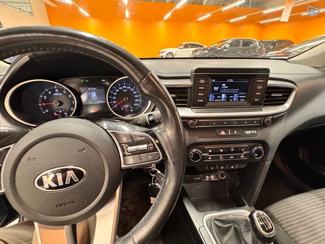 Kia Ceed 6