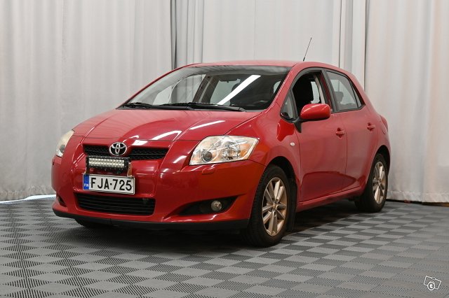 Toyota Auris 4