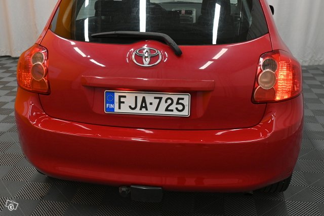 Toyota Auris 24