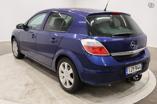 Opel Astra 7