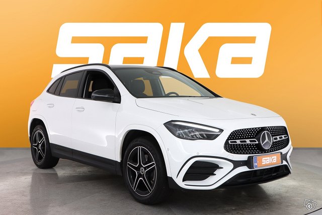 Mercedes-Benz GLA 1