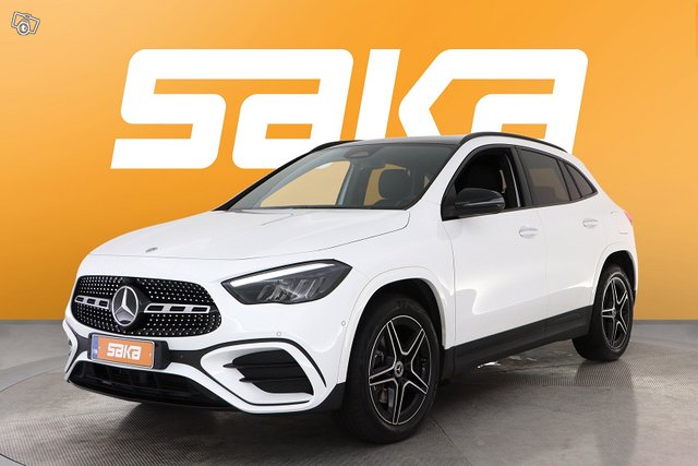 Mercedes-Benz GLA 4