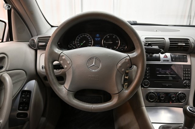 Mercedes-Benz C 14