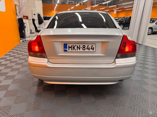 Volvo S60 5